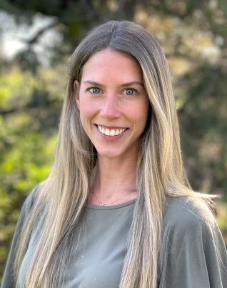 Katie Herbolsheimer Headshot